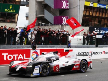 Toyota Gazoo Racing po hat trick w Le Mans